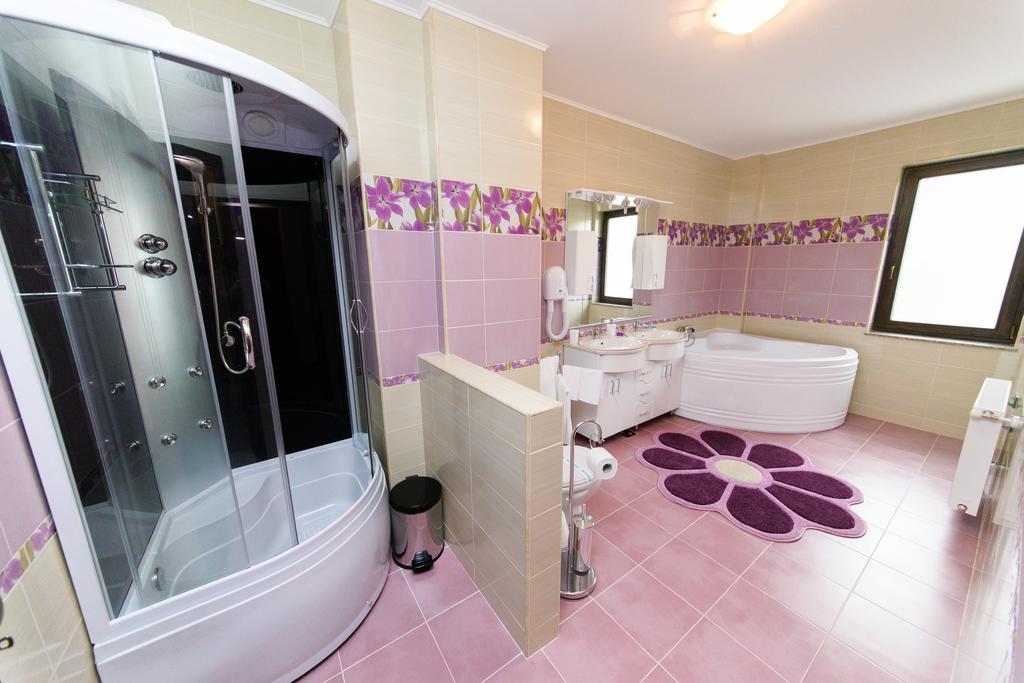 Hotel Miky Arad Dış mekan fotoğraf
