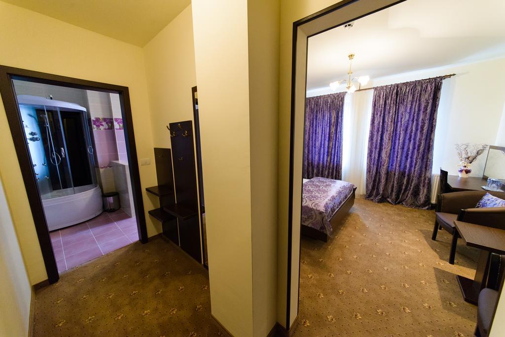 Hotel Miky Arad Oda fotoğraf